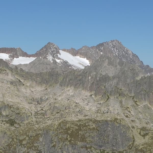 Pico de Vallibierna