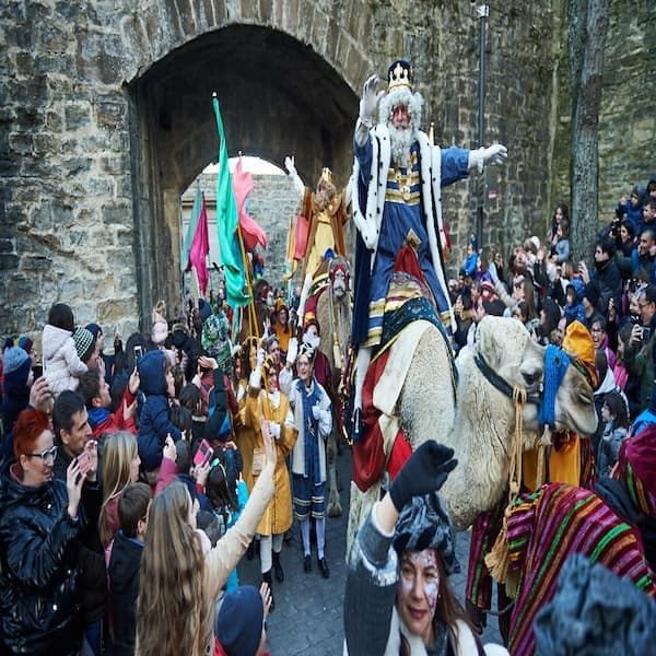 cabalgata de reyes de pamplona