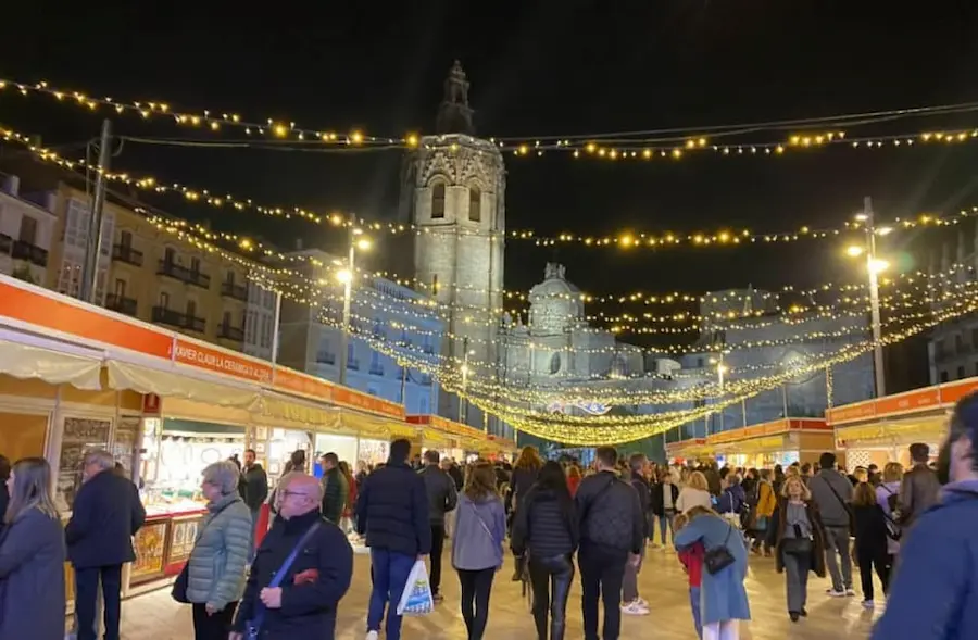 feria artesanal en valencia